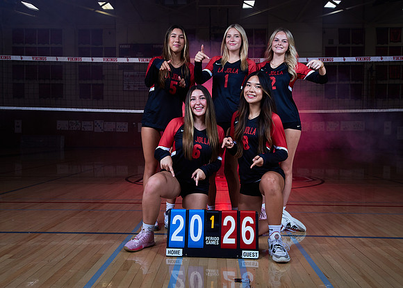 La Jolla High School Varsity Girls Volleyball