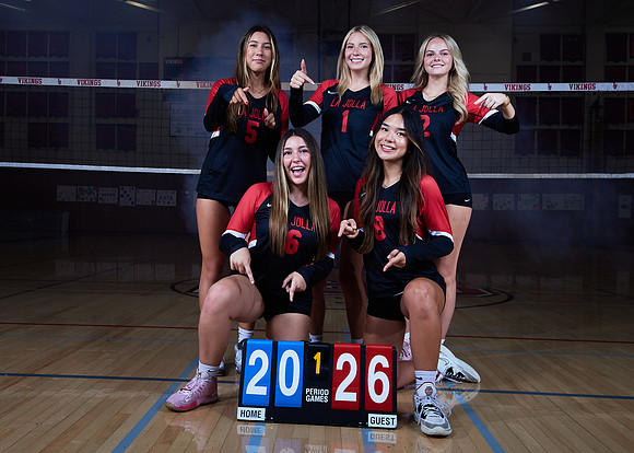 La Jolla High School Varsity Girls Volleyball