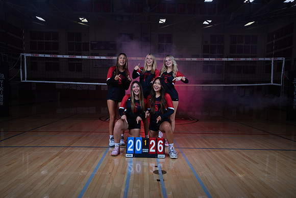 La Jolla High School Varsity Girls Volleyball