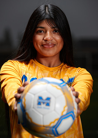 Mira Mesa High School Senior Varsity Girls Soccer
