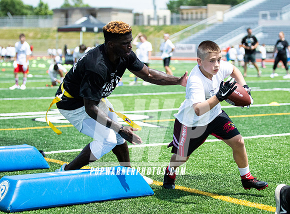 Tyreek Hill Youth Camp