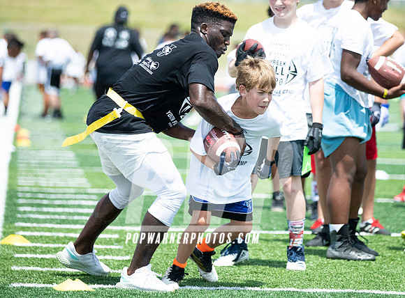 Tyreek Hill Youth Camp
