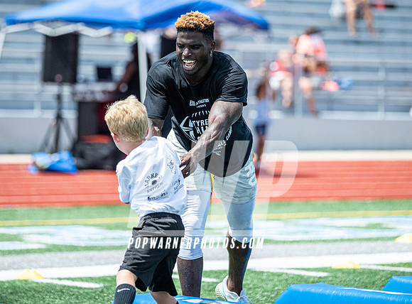 Tyreek Hill Youth Camp