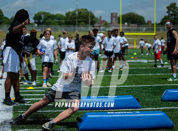Tyreek Hill Youth Camp