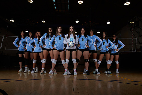 HighTech High Girls Volleyball