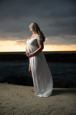 Rachel Maternity Shoot