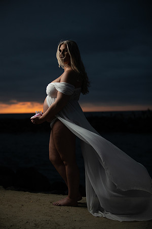 Rachel Maternity Shoot