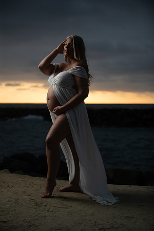 Rachel Maternity Shoot